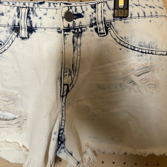 Volcom brand jeans stoned shorts size 7‎ - Picture 3 of 7